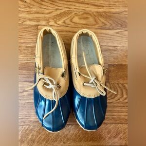 Sporto Women’s Preppy Classic Tan & Navy Sz 7M Sporty Outdoor “Ellen” Duck Shoes